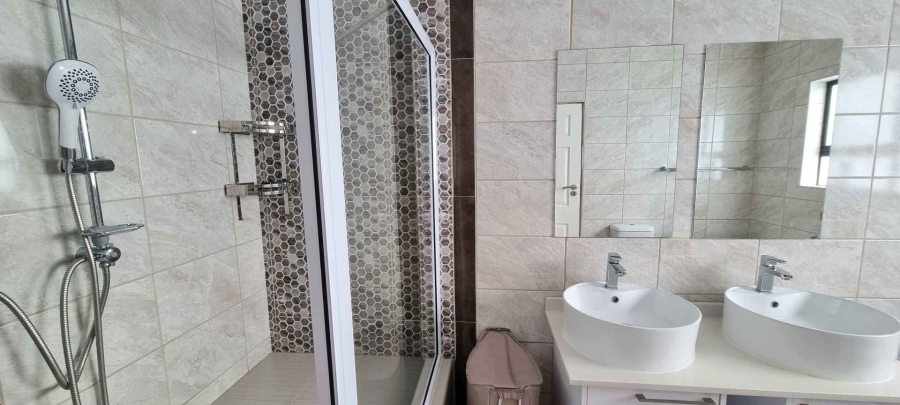 4 Bedroom Property for Sale in Wild Olive Estate Free State